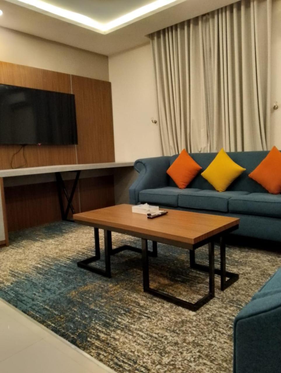 Remaz Suites Hotel Al Al Jubail エクステリア 写真